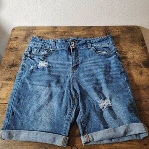 SandPiper Long Shorts Distressed Sz 14W Stretch Bermuda